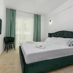 Azzurro Beachfront 2 - Sea View Apartment *