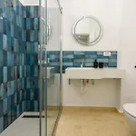 Azzurro Beachfront 2 - Sea View *