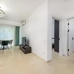 Apartment Azzurro Beachfront 2 - Sea View
