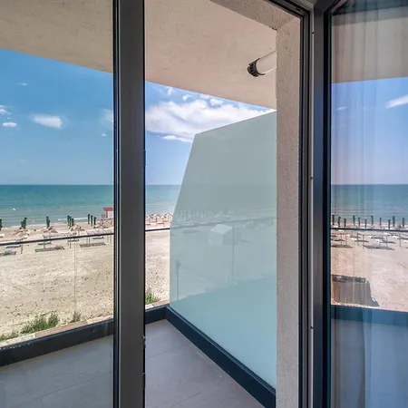 Azzurro Beachfront 2 - Sea View * Navodari