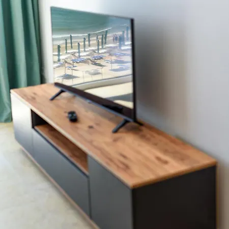 Apartament Azzurro Beachfront 2 - Sea View